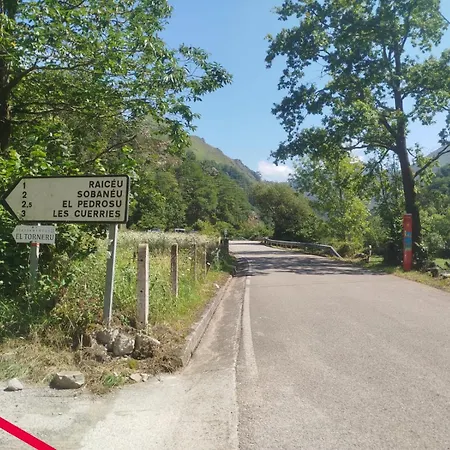 펜션 El Pedrosu Casa 6 Personas En Espinareu Cuerrías