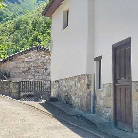 El Pedrosu Casa 6 Personas En Espinareu Cuerrías